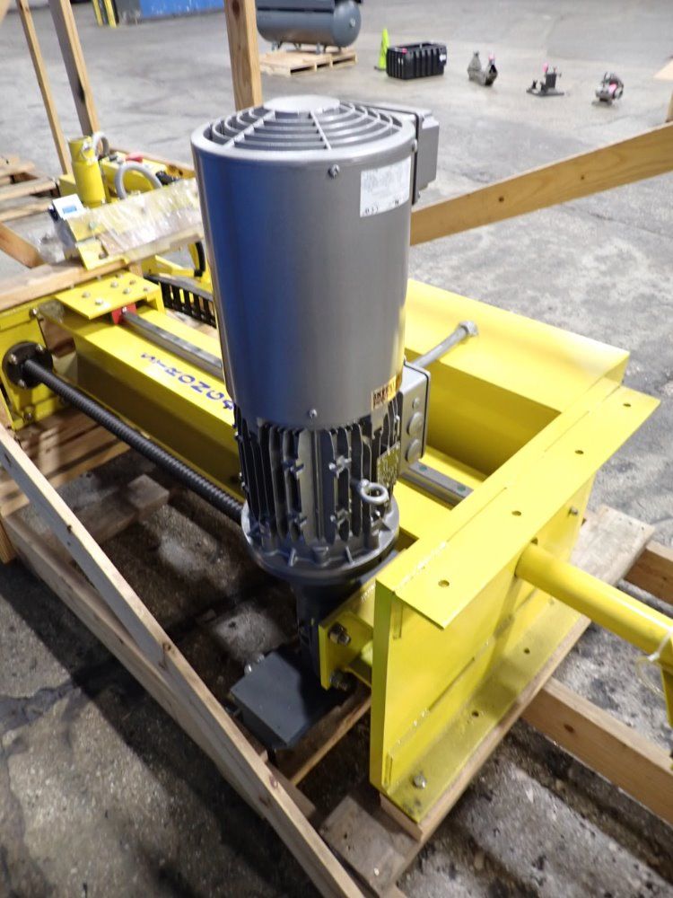 Strongarm Vacuum Lift/manipulator