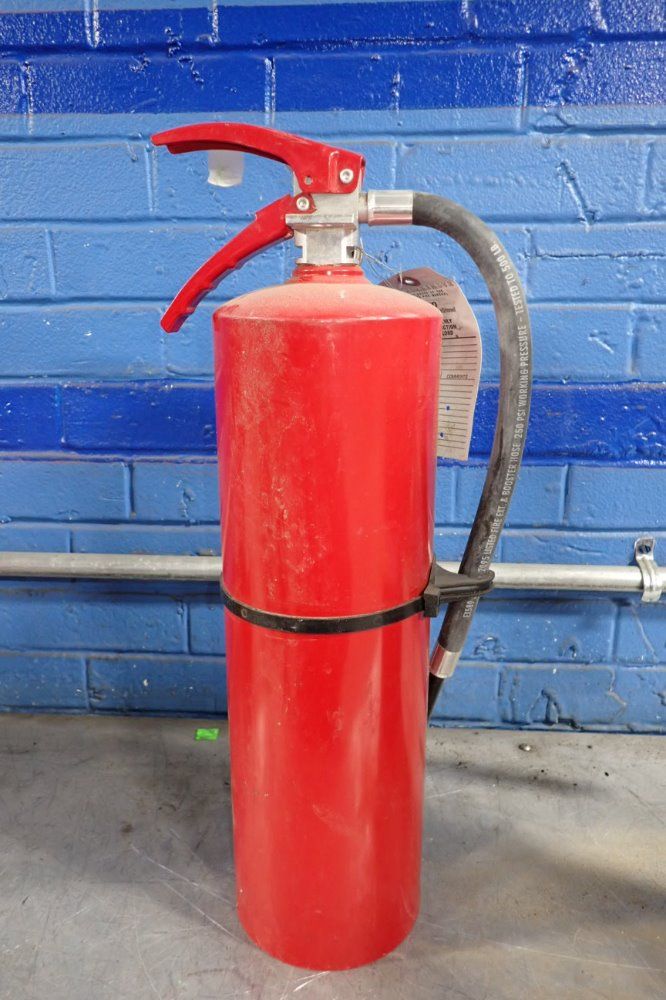 Ansul Sentry Fire Extinguisher - Aa105