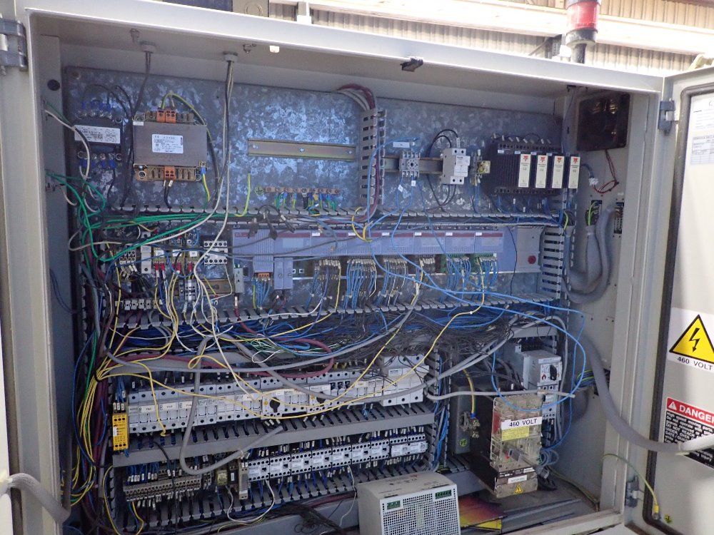 Negri Bossi Injection Molder - V110