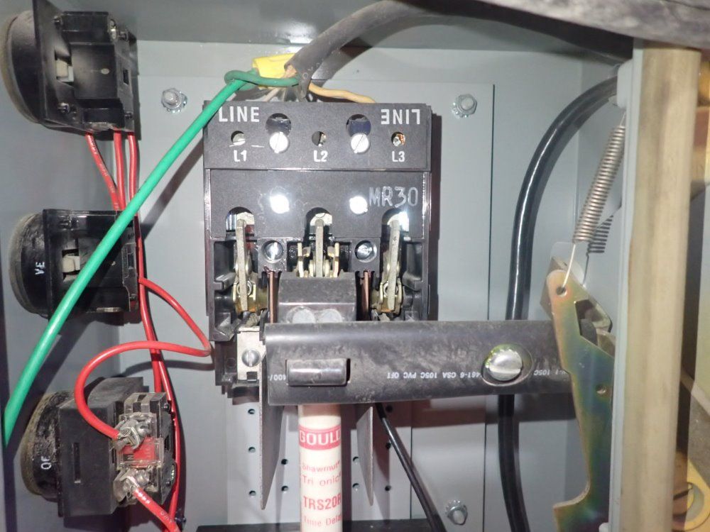 Delta 22" X 48" Router Table