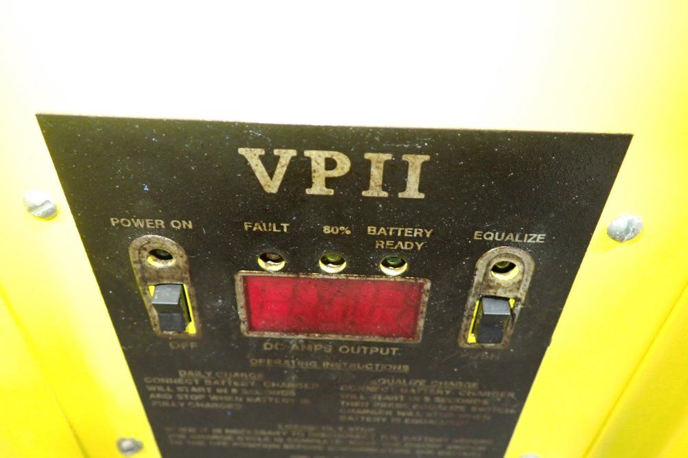 Battery Charging International 475 Ah/24 V Battery Charger - Emes12-475b3