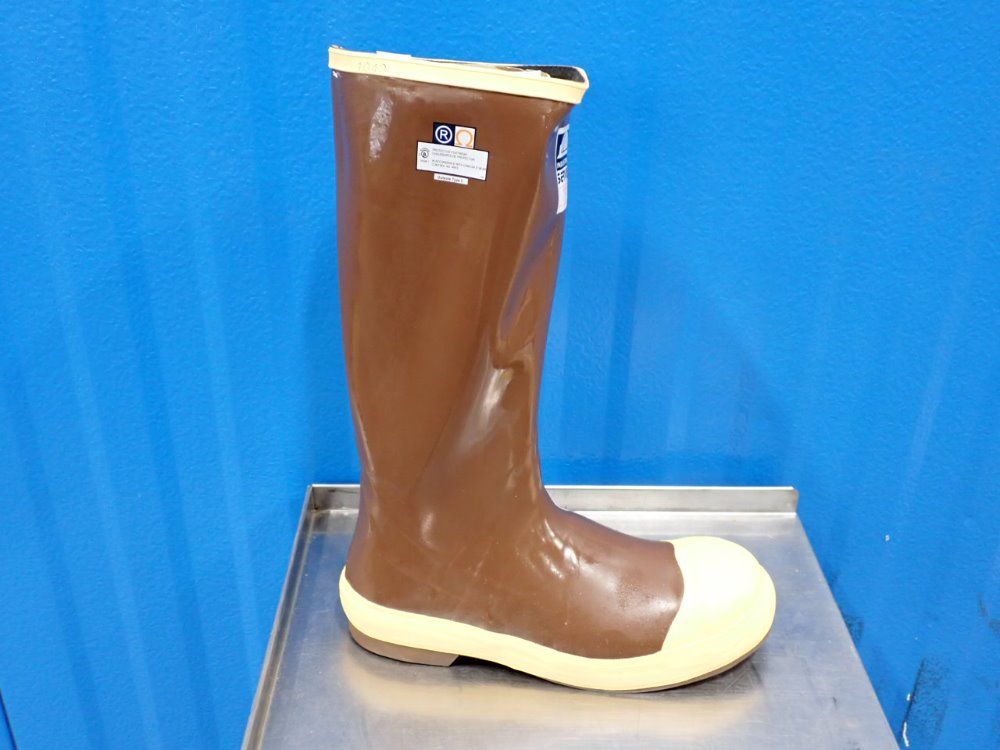 Industrial Servus Size 9 Latex Boots - 22214-9