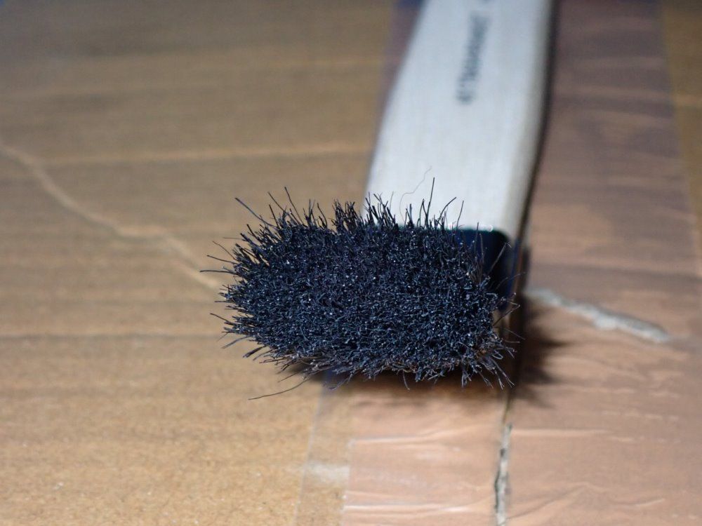 Indeutsch Industries Size 1" Paintbrushes - 1 Short