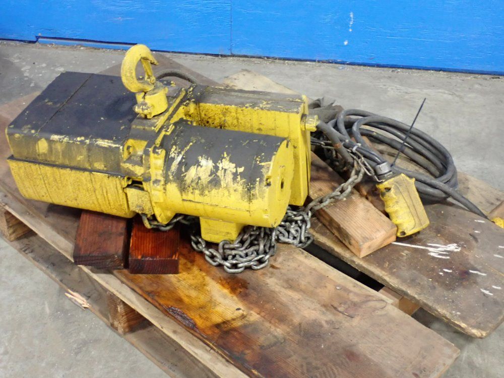 Acco-wright Way Hoist