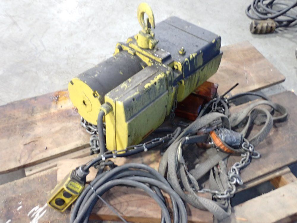Acco-wright Way Hoist