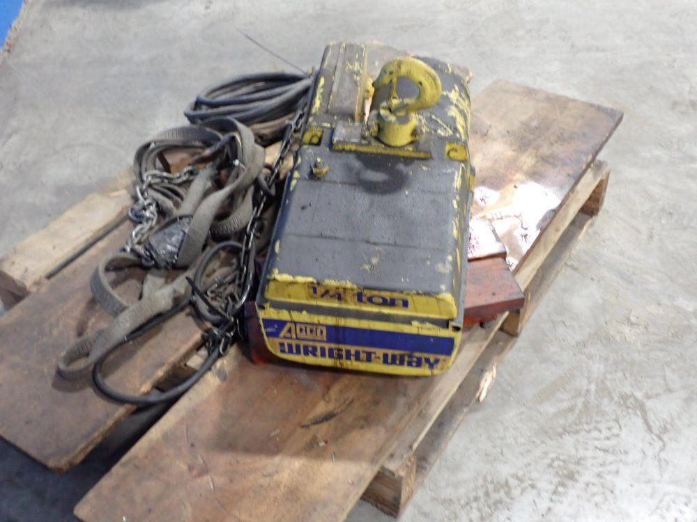 Acco-wright Way Hoist
