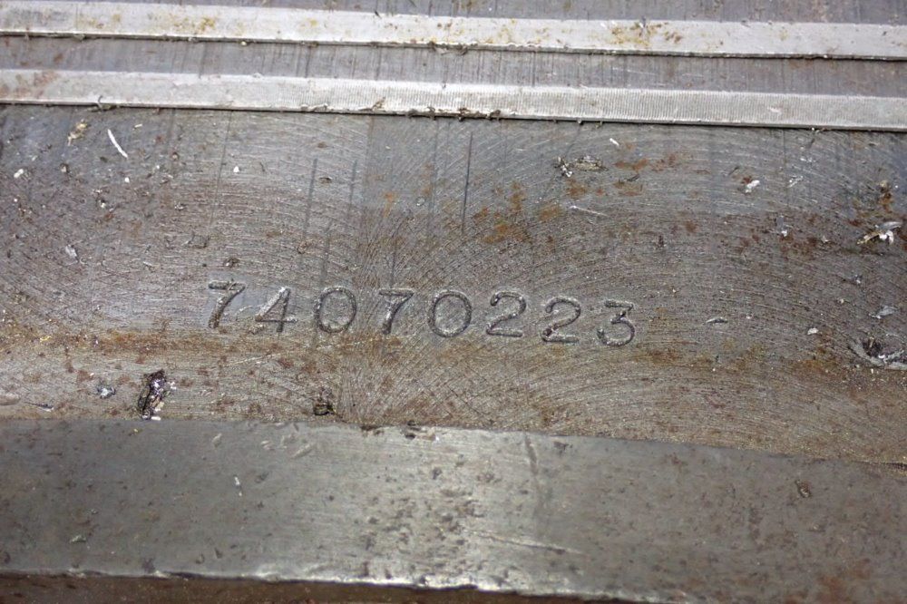 Sharp 49" X 9" Sharp-hmw Vertical Mill - Sharp-hmw