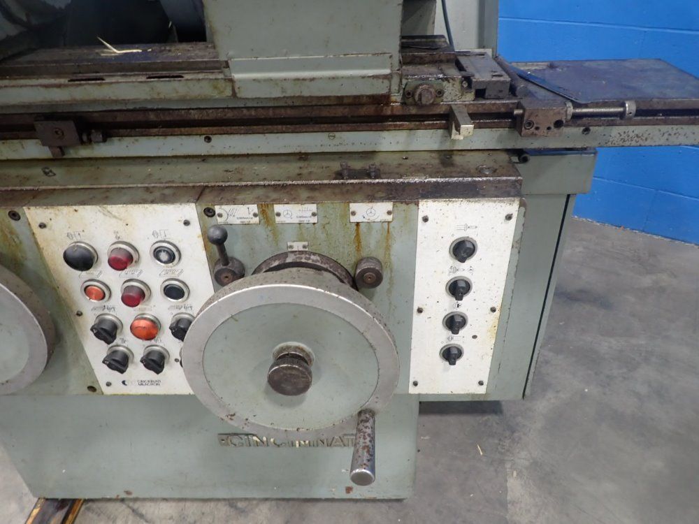 Cincinnati Milicron Od Grinder - R-57