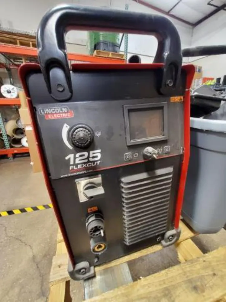 Lincoln Electric Cnc Plasma Table 4800 Torchmate W/125 Flexcut Plasma Cutter - 4800 Torchmate