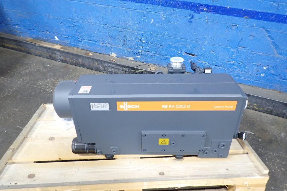 Busch 9.2 Kw R5 Ra 0305 D 503 Vacuum Pump - R5 Ra 0305 D 503