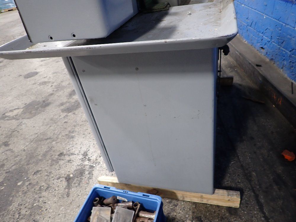 Hardinge Lathe - Hlv