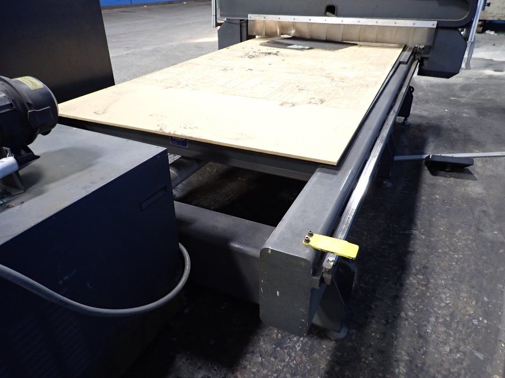 Multicam 61" X 121" Cnc Router - Mg Series