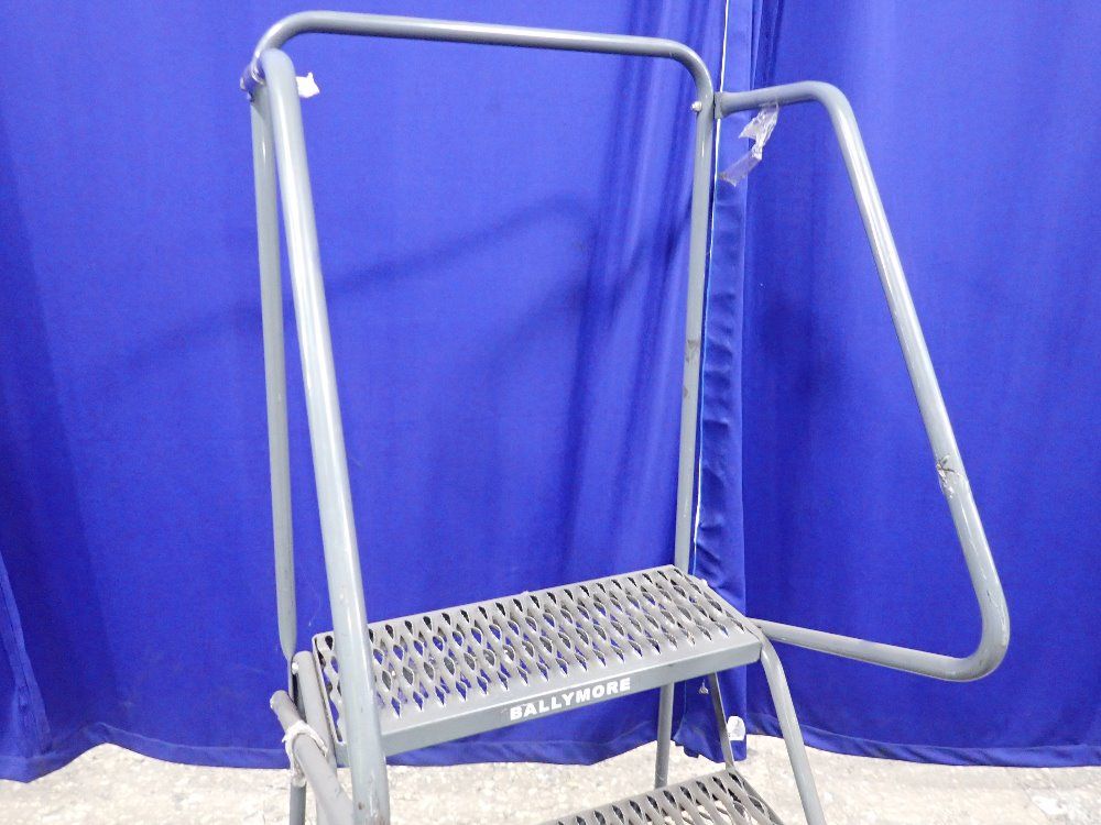 Ballymore 3 Steps Portable Stairs
