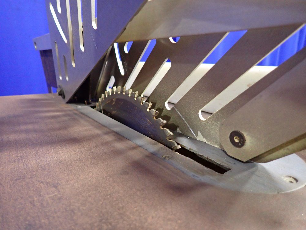 Powermatic 9" Table Saw - 66-7asaw