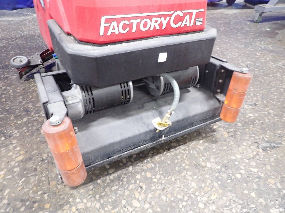 Factory Cat 40" Floor Scrubber - Mini-hd