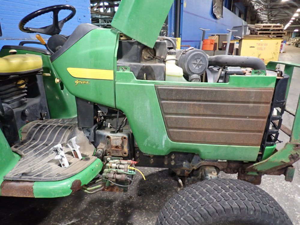 John Deere John Deere Ehydro Utility Tractor
