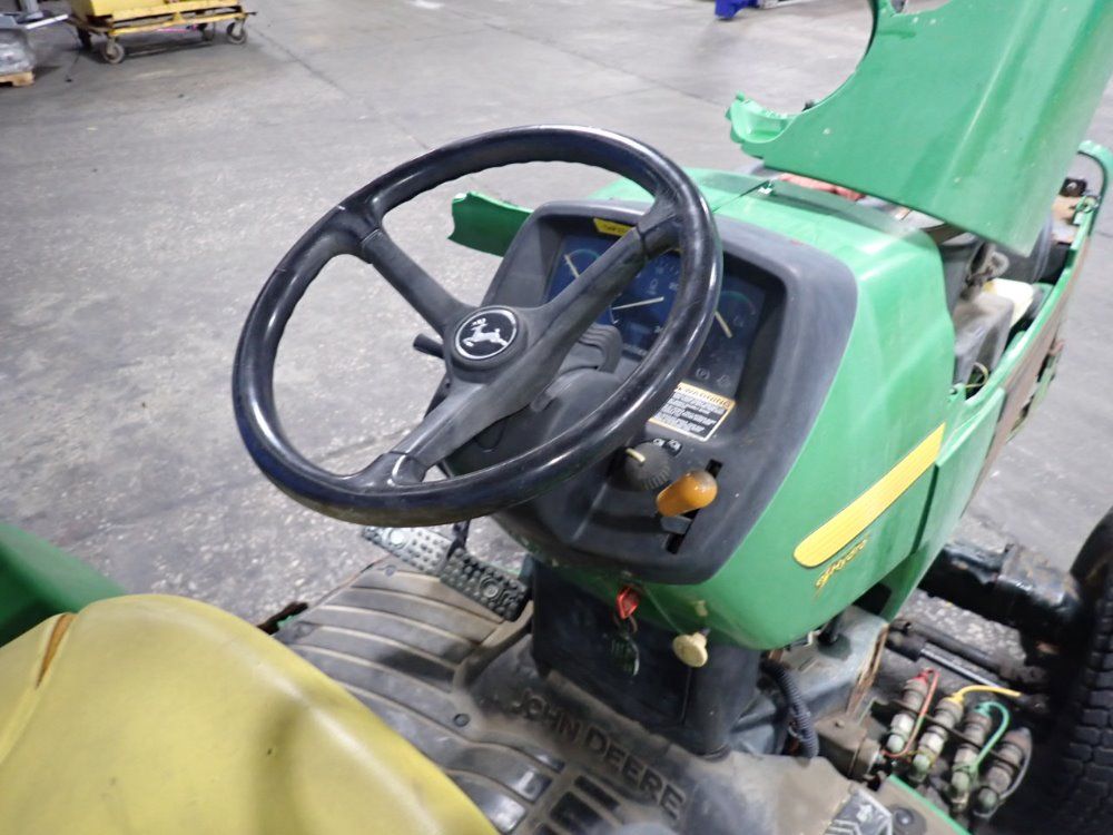 John Deere John Deere Ehydro Utility Tractor