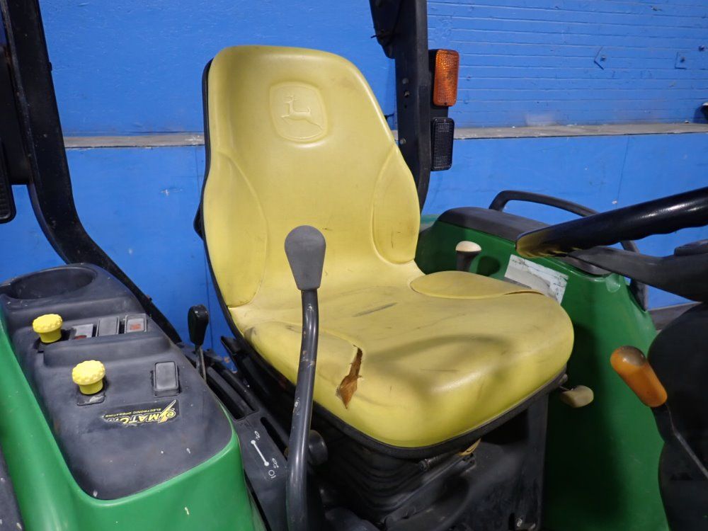 John Deere John Deere Ehydro Utility Tractor