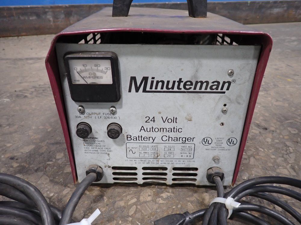 Minuteman 20 Amps/ 24 Volts Battery Charger - 957731