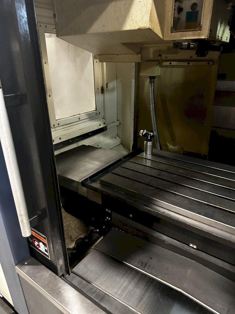 Ycm Cnc Machining Center Wchip Blaster And Mist Collector