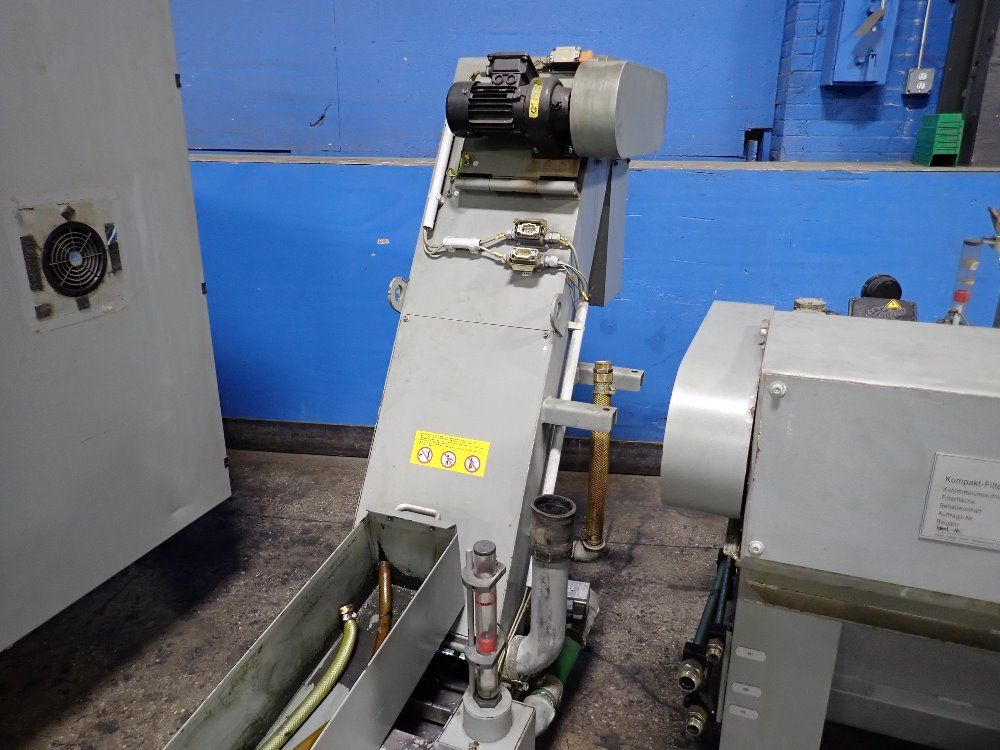 Deckel Maho 2004 Deckel Maho Dmc63v Cnc Vmc