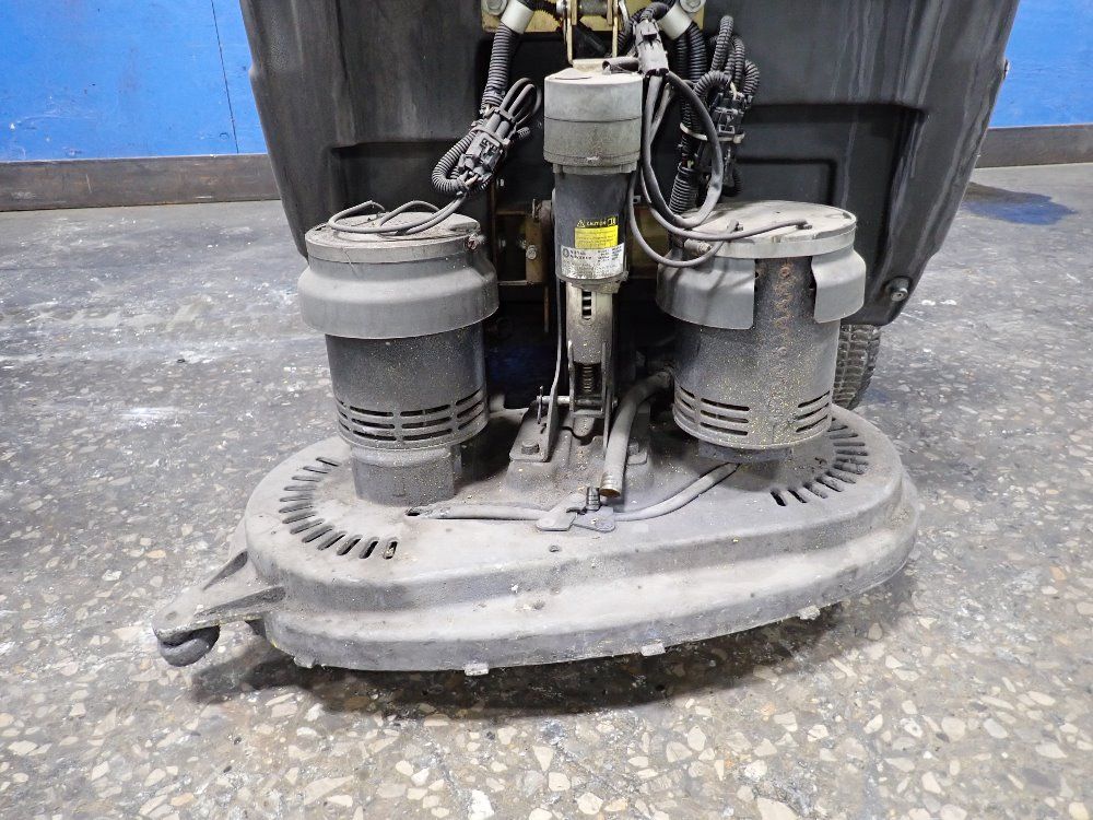 Advanced Floor Scrubber