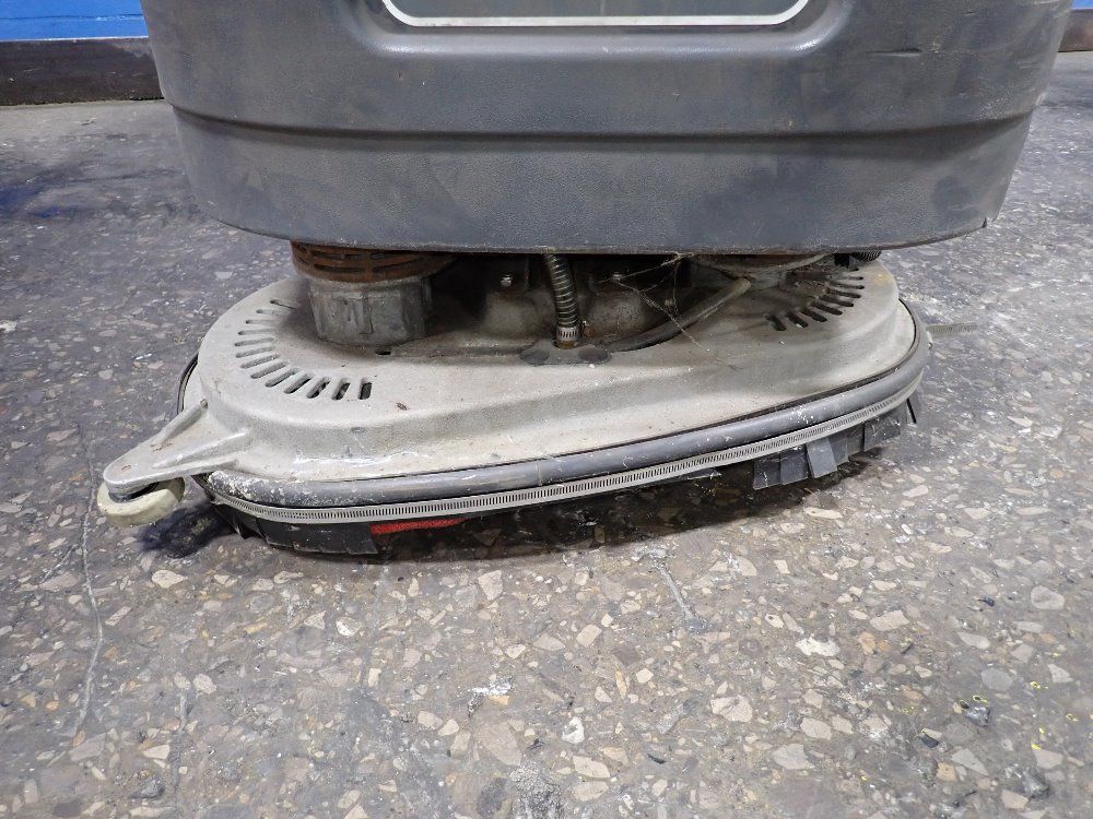 Advanced Floor Scrubber