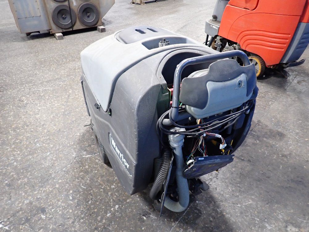 Advanced Floor Scrubber