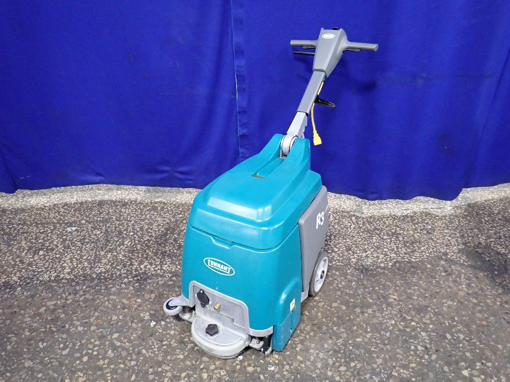 Tennant Floor Scrubber