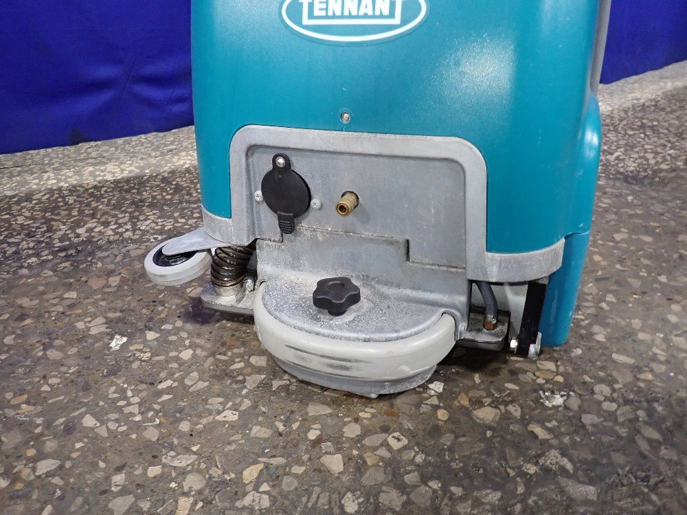 Tennant Floor Scrubber
