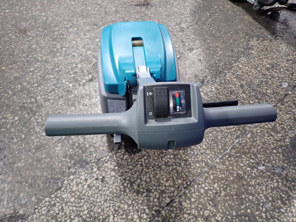 Tennant Floor Scrubber