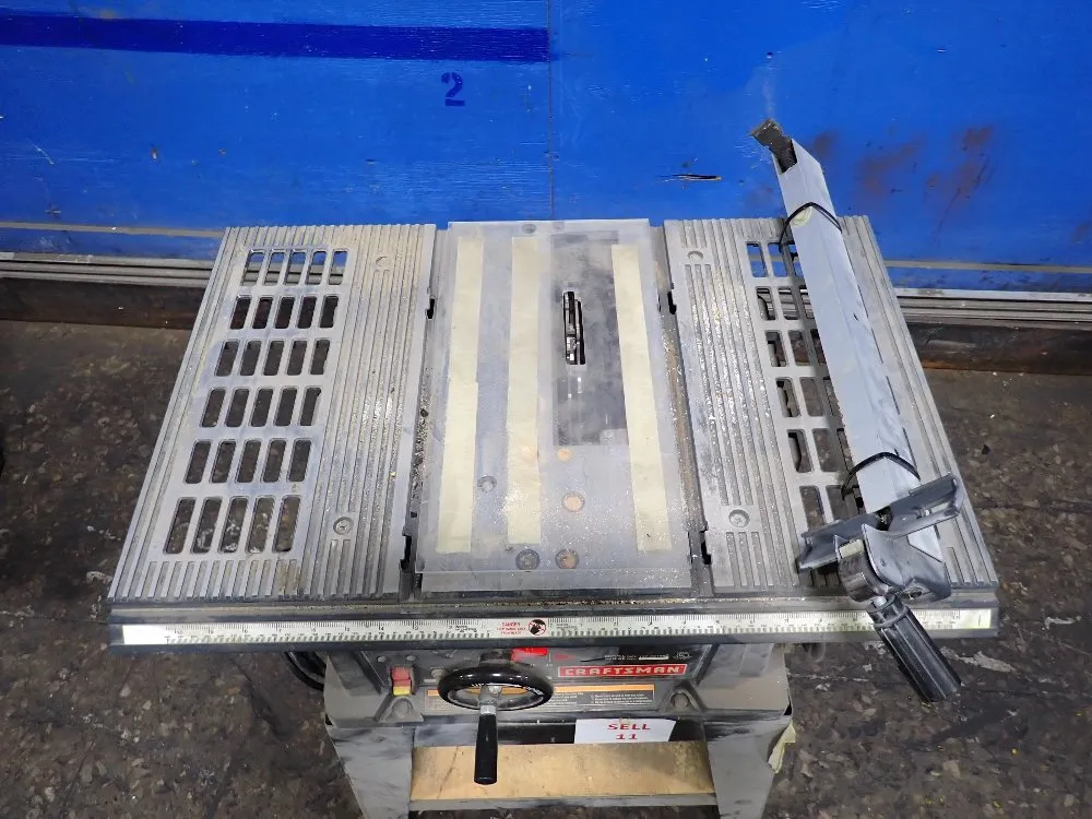 Craftsman 10" Table Saw - 137.221960