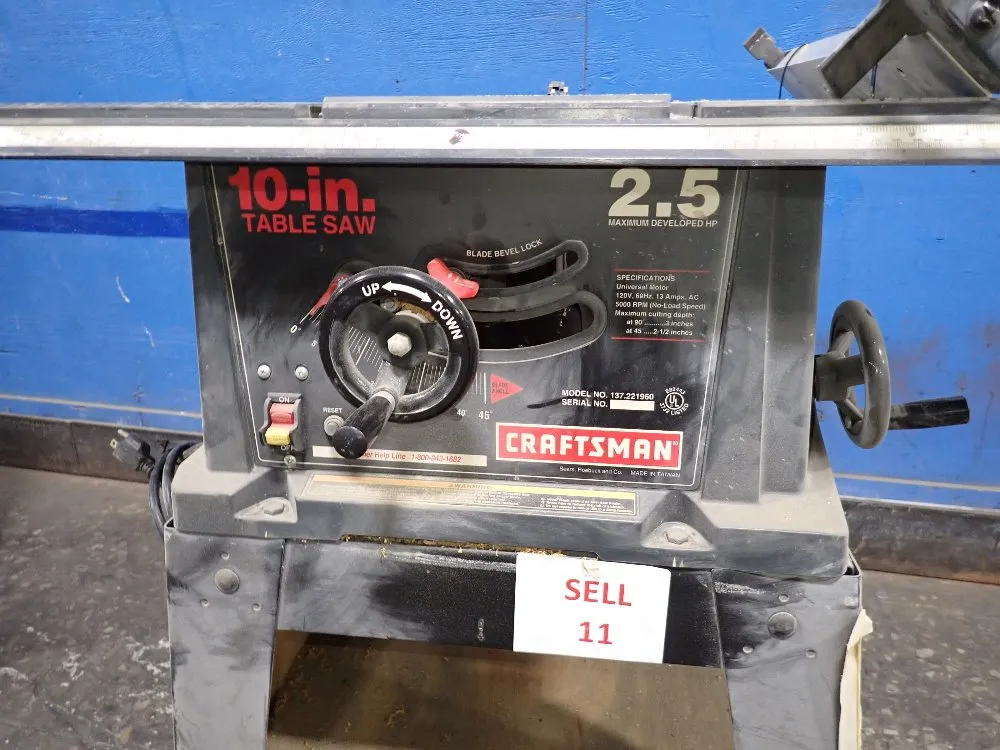 Craftsman 10" Table Saw - 137.221960