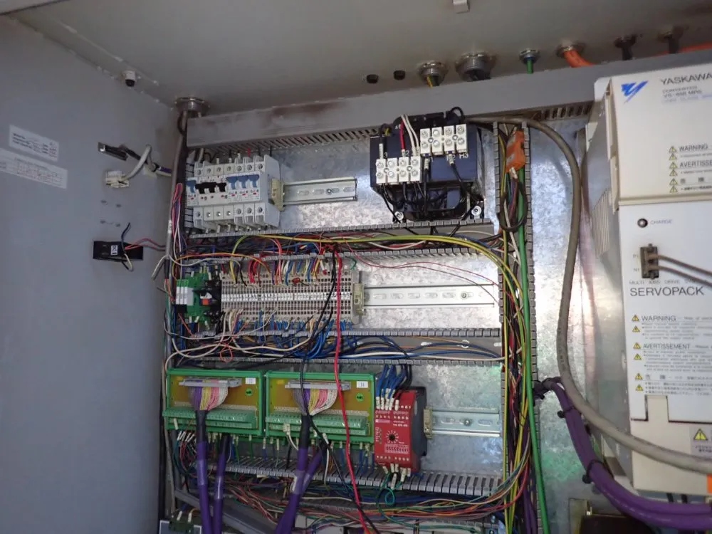 Milltronics 16" X 54" 2012 Milltronics Rh20 Cnc Vmc - Rh20