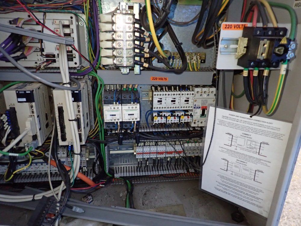 Milltronics 16" X 54" 2012 Milltronics Rh20 Cnc Vmc - Rh20