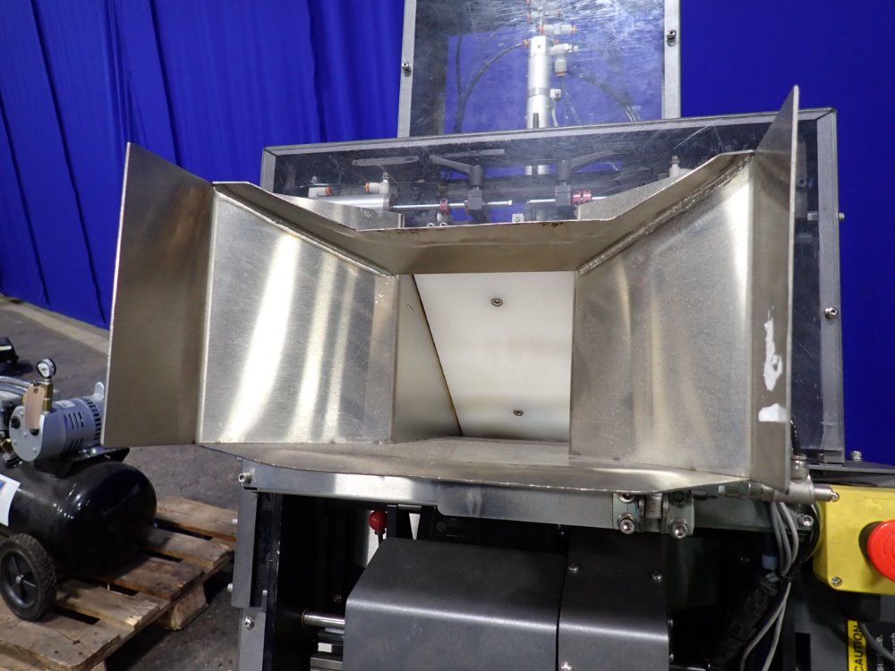 Sharp Packaging Systems Sharp Packaging Systems Max Plus Automatic Bagger