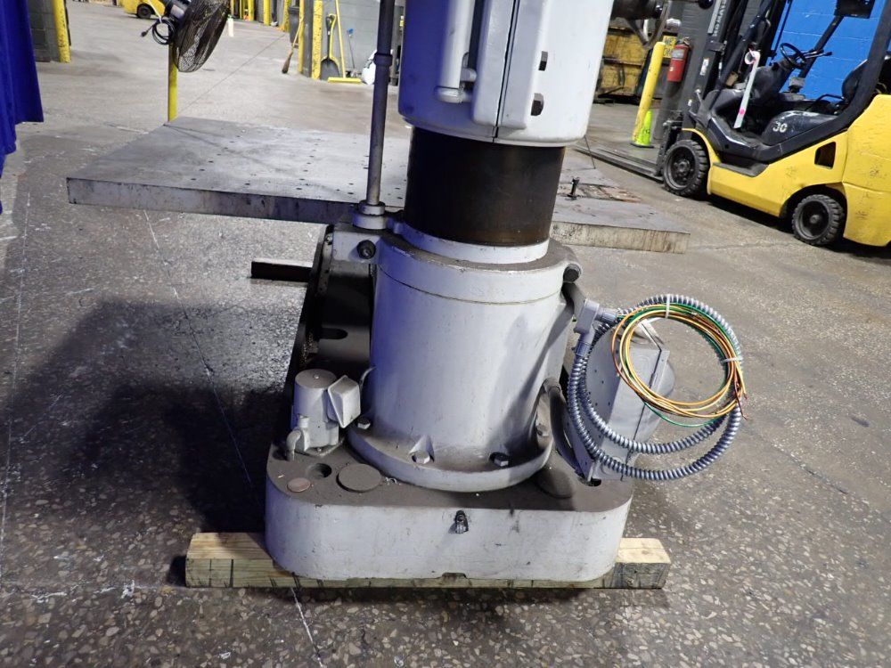 Ikeda 1979 Ikeda Rm1575 Radial Drilling Machine