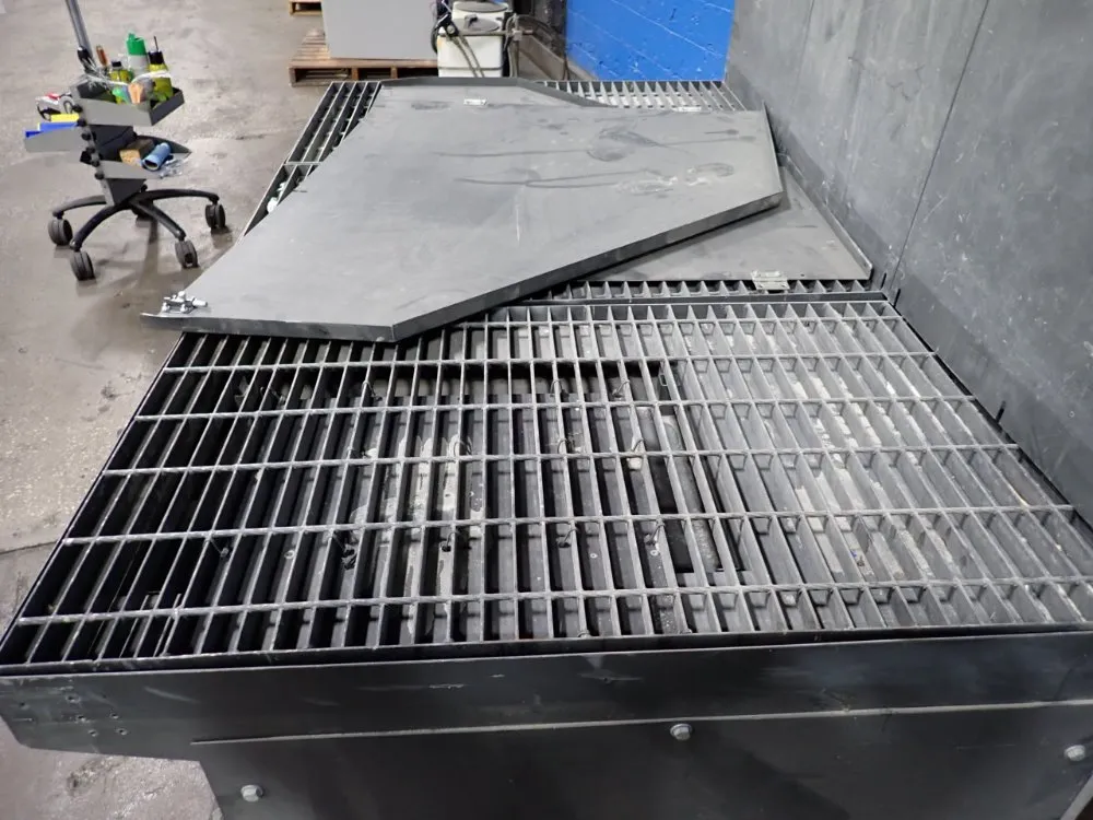 Diversi-tech Inc 3'x6' 2006 Diversi-tech Inc Dd 3x6 Downdraft Table - Dd 3x6