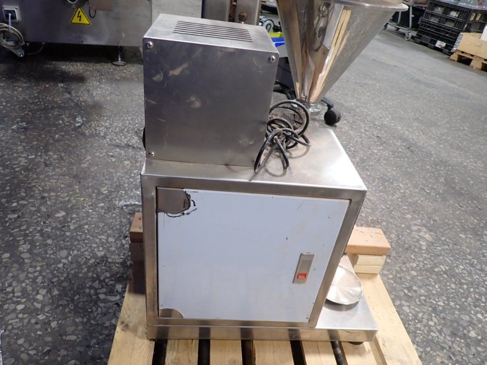  Powder Filling Machine