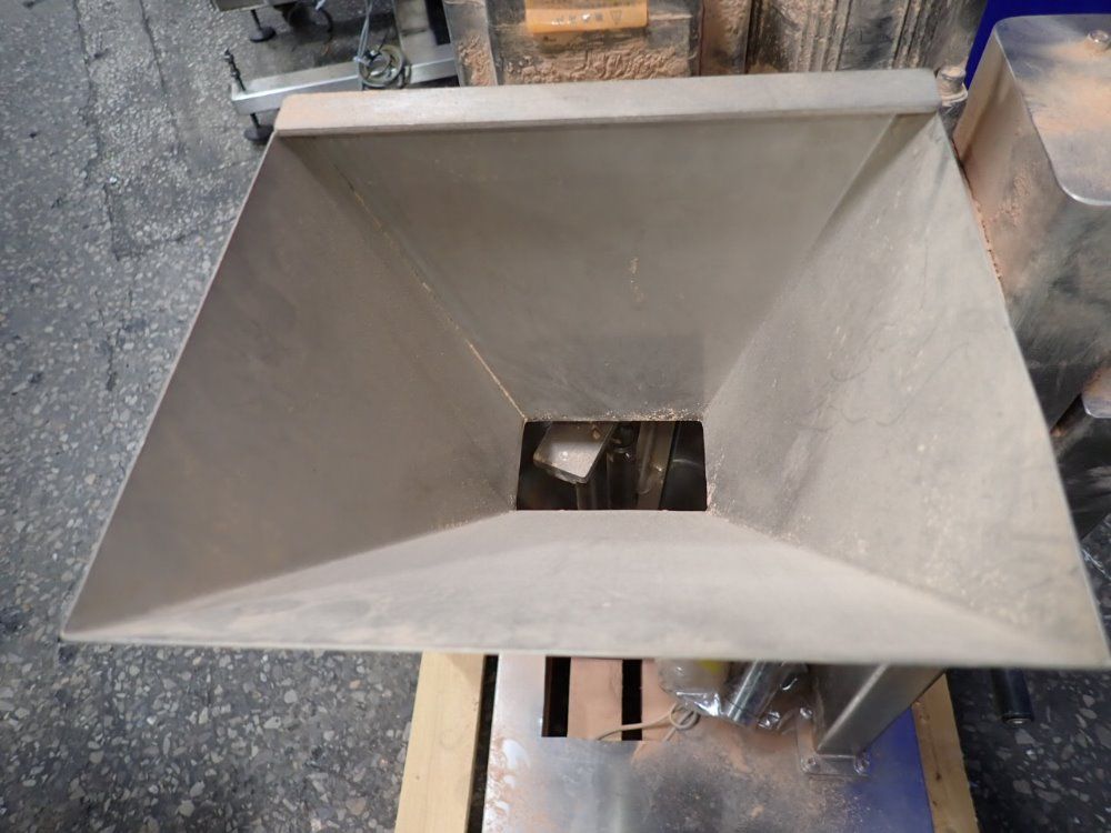  Powder Filling Machine
