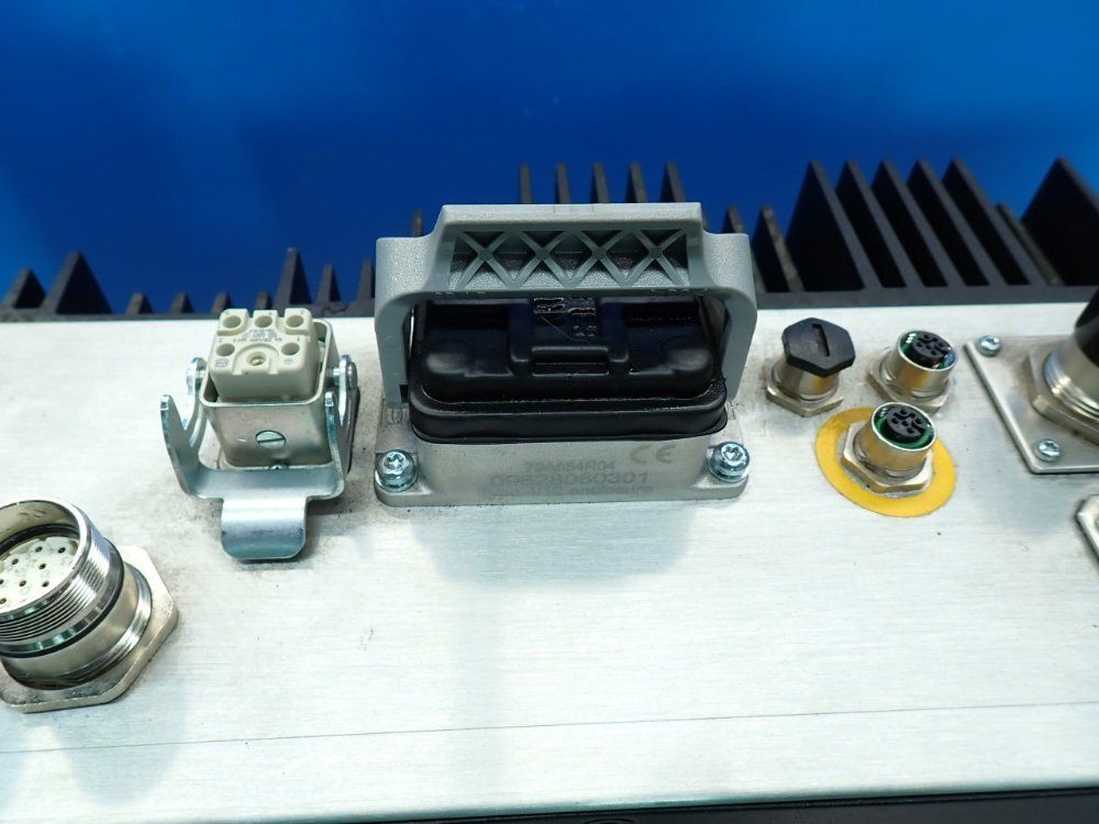 Sew Eurodrive Movipro Drive & Application Controller - Phc21a-a075m1-e31a-00