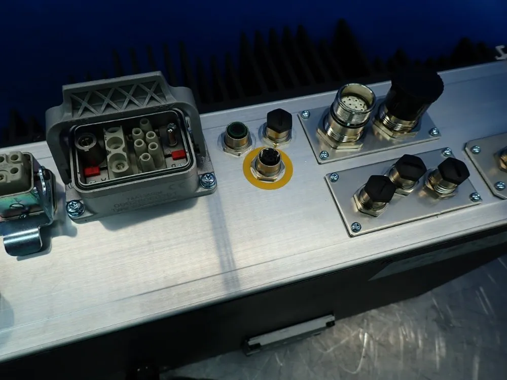 Sew Eurodrive Movipro Drive & Application Controller - Phc21a-a075m1-e31a-00