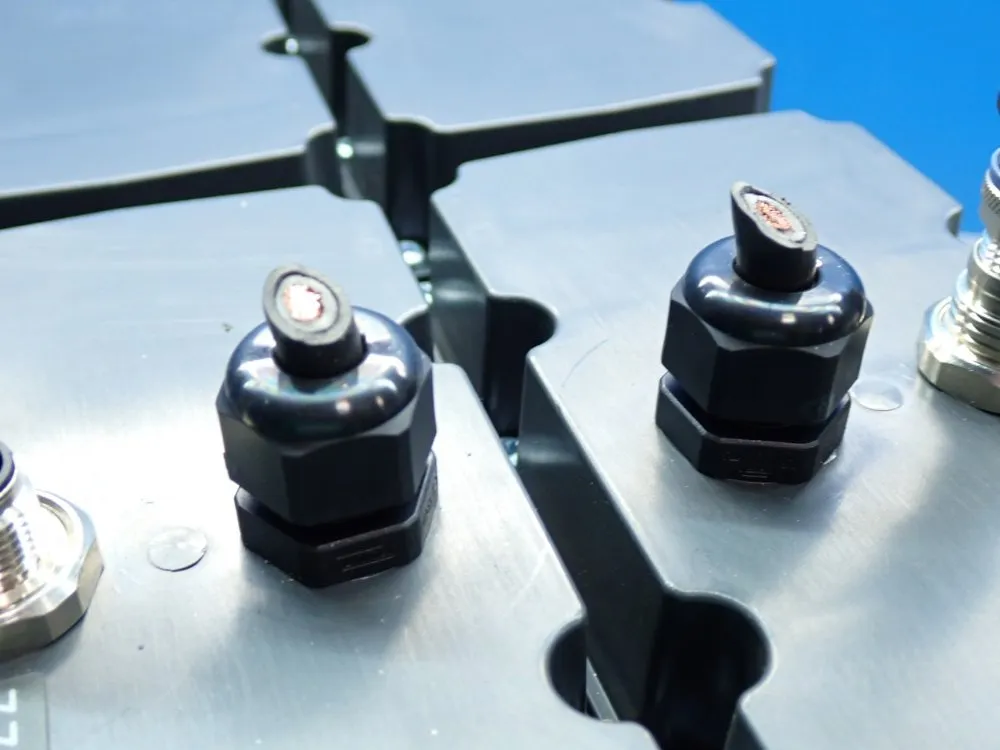 Sew Eurodrive Movi-dps Energy Storage Unit - Eks138a-36s350m032sp00-00