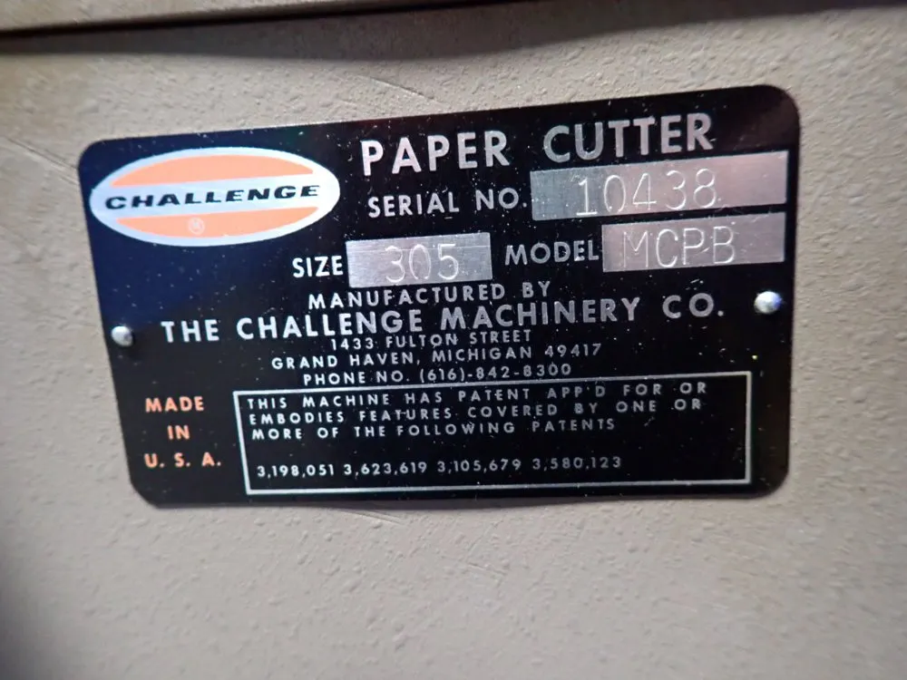 The Challenge Machinery 30" Paper Cutter - Mcpb