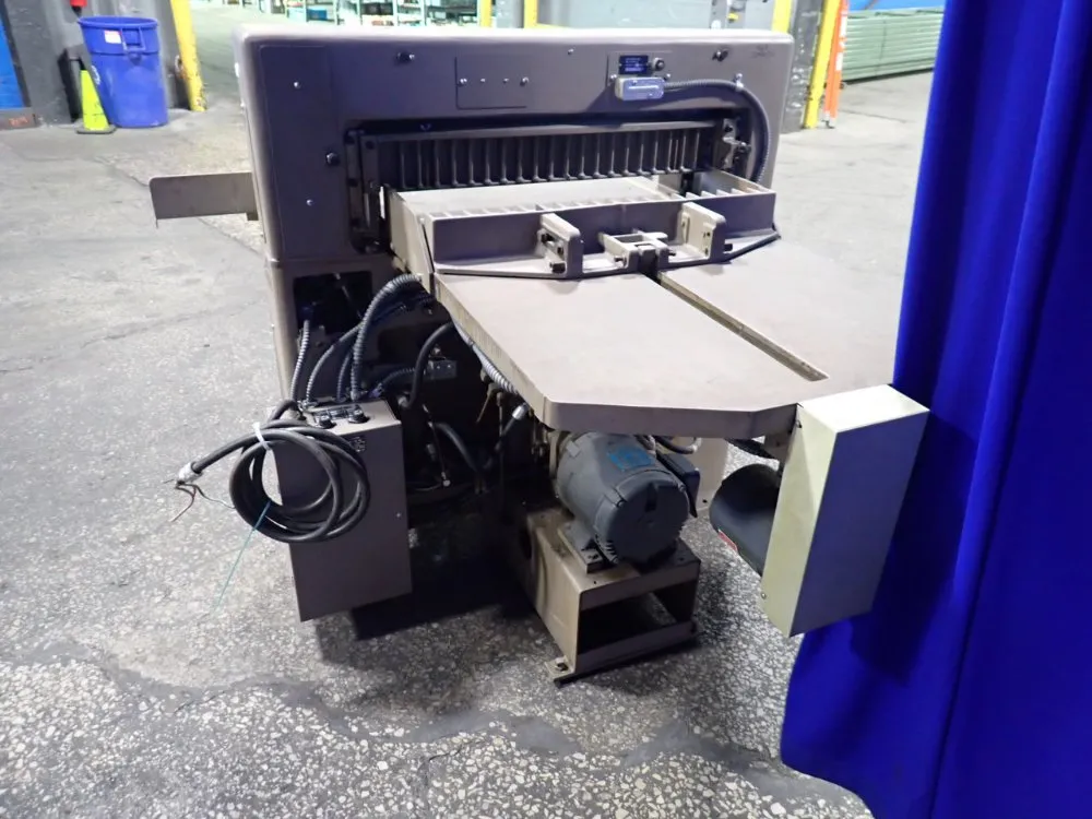 The Challenge Machinery 30" Paper Cutter - Mcpb