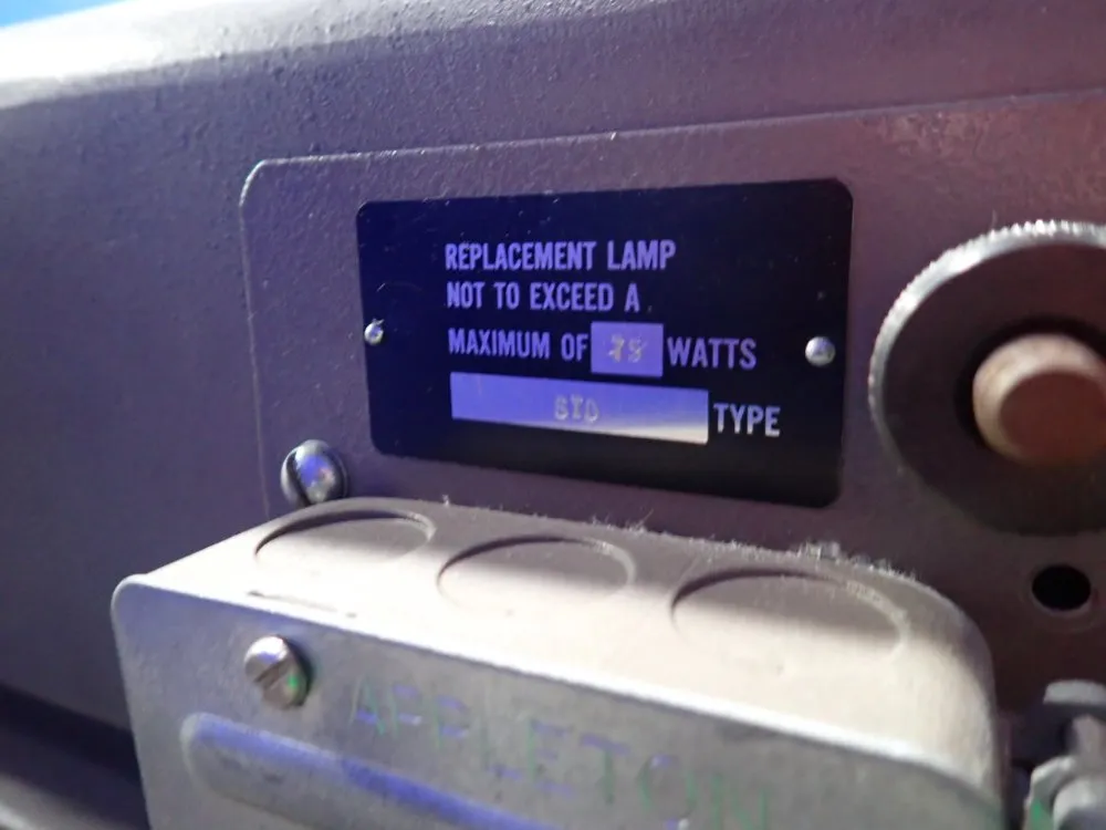 The Challenge Machinery 30" Paper Cutter - Mcpb