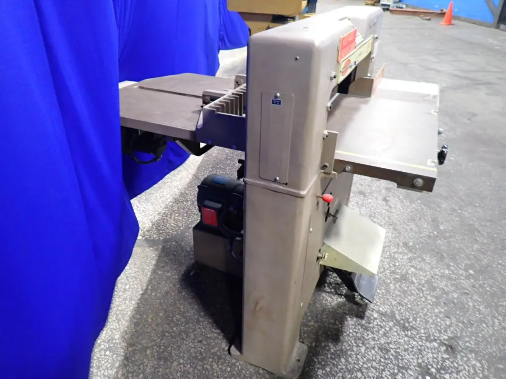 The Challenge Machinery 30" Paper Cutter - Mcpb
