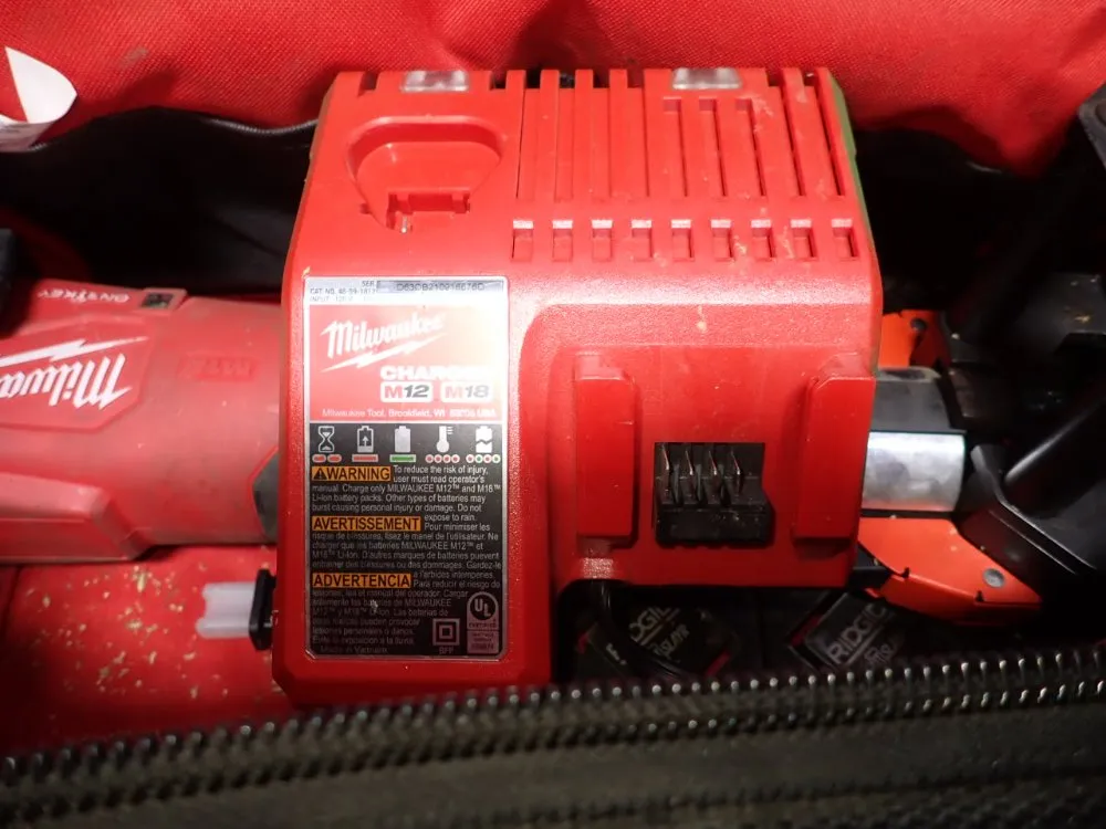 Milwaukee 7200 Lbs. Force Strut Slayer - 2922-20