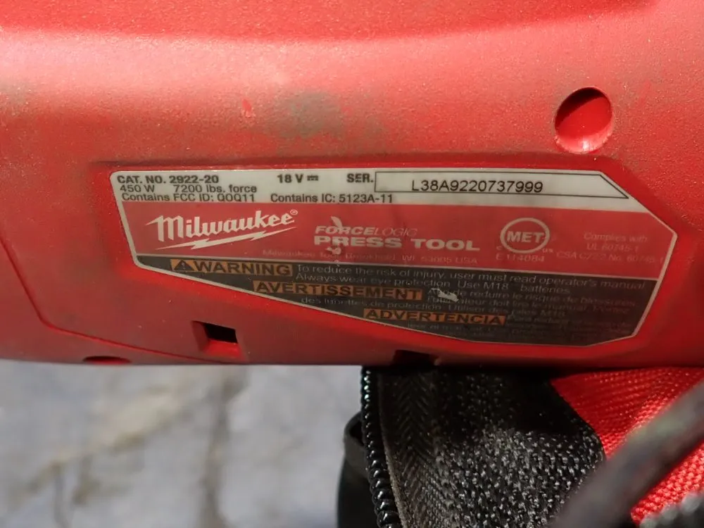 Milwaukee 7200 Lbs. Force Strut Slayer - 2922-20