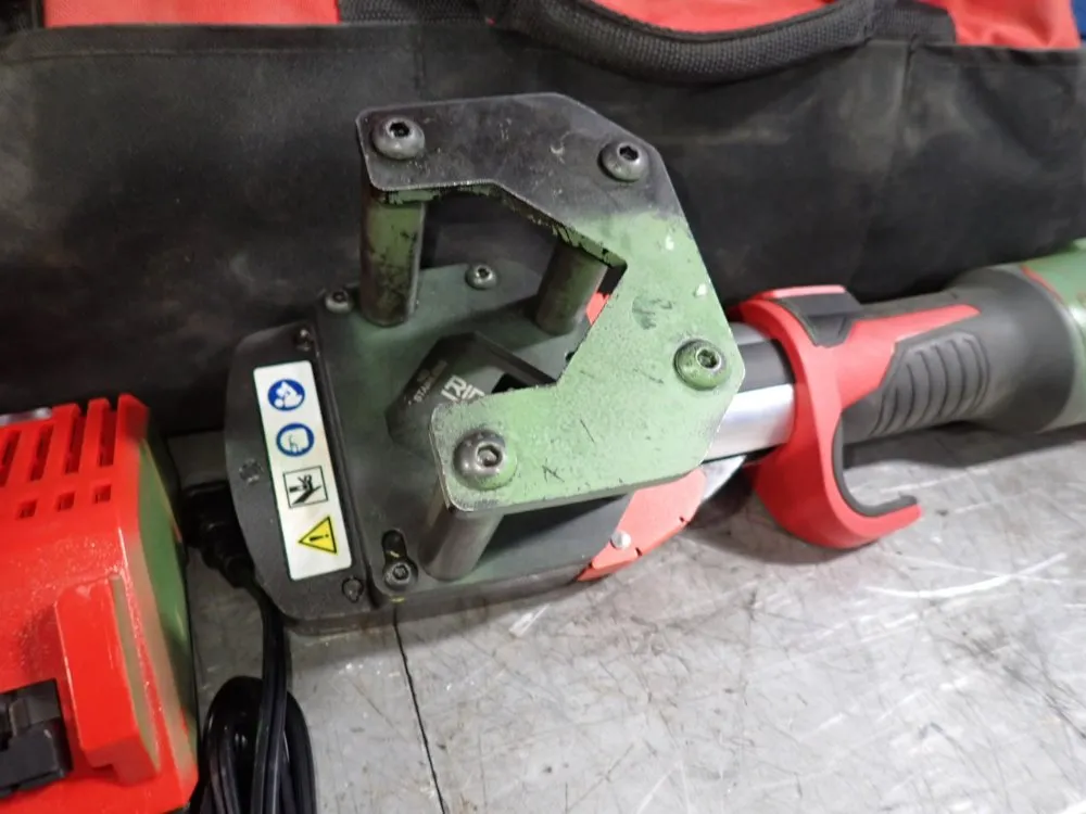 Milwaukee 7200 Lbs. Force Strut Slayer - 2922-20